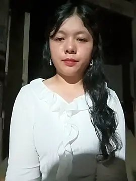 lisa-bae00 online show from June 21, 1:28 pm