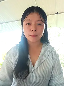 lisa-bae00 online show from June 19, 3:01 am