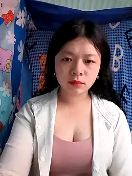 lisa-bae00 online show from February 20, 11:50 pm