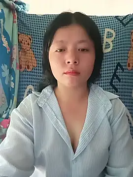 lisa-bae00 online show from July 6, 12:06 am