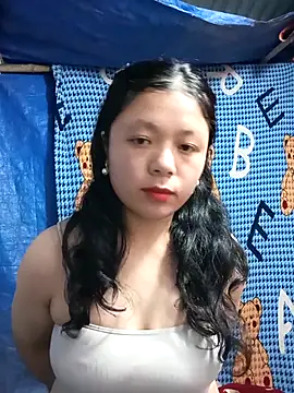 Snapshot of lisa-bae00 chatting on December 5, 11:53 am lisa-bae00 online show from December 5, 11:53 am