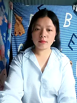 Snapshot of lisa-bae00 chatting on May 10, 12:31 pm lisa-bae00 online show from May 10, 12:31 pm