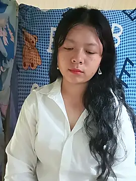 lisa-bae00 online show from June 18, 12:42 am