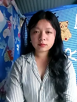 lisa-bae00 online show from April 2, 2:02 pm