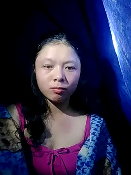 Snapshot of lisa-bae00 chatting on November 3, 10:19 am lisa-bae00 online show from November 3, 10:19 am