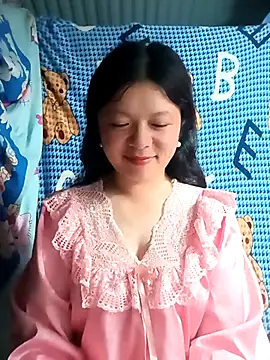 lisa-bae00 online show from June 9, 1:12 pm