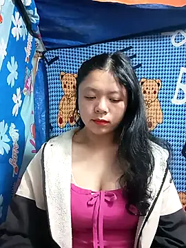 lisa-bae00 online show from December 16, 12:04 am