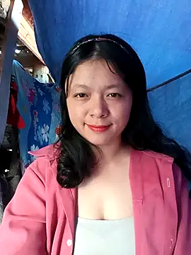 Snapshot of lisa-bae00 chatting on November 23, 12:20 am lisa-bae00 online show from November 23, 12:20 am