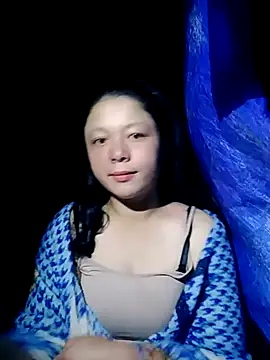 Snapshot of lisa-bae00 chatting on October 27, 10:11 pm lisa-bae00 online show from October 27, 10:11 pm