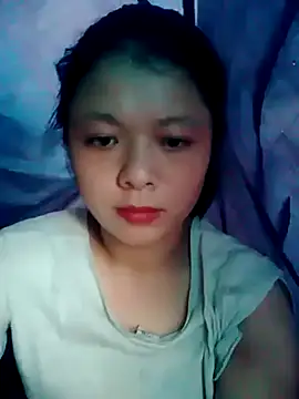 Snapshot of lisa-bae00 chatting on October 28, 10:25 am lisa-bae00 online show from October 28, 10:25 am