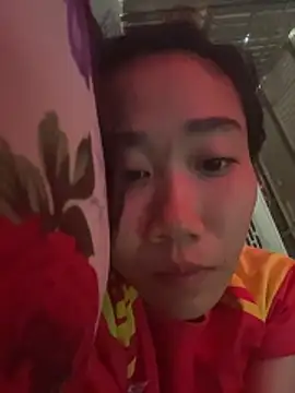 Snapshot of Candy_111 chatting on November 15, 5:22 am Candy 111 online show from November 15, 5:22 am