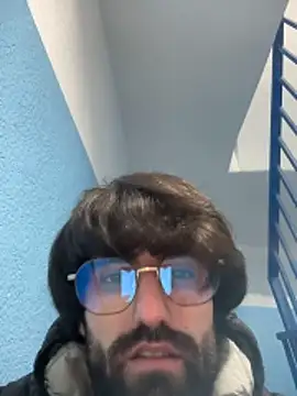 Snapshot of Paapii1098 chatting on December 3, 9:14 pm Paapii1098 online show from December 3, 9:14 pm