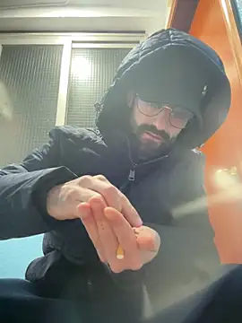 Paapii1098 online show from March 14, 11:55 pm