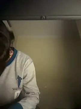 Paapii1098 online show from March 9, 8:01 pm