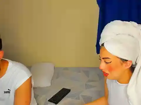 astredad2025 online show from November 29, 3:06 am