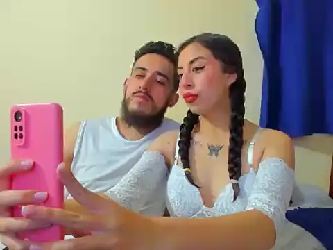 astredad2025 online show from November 11, 3:01 am