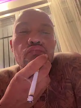 Snapshot of gitanoMad chatting on November 16, 2:38 am gitanoMad online show from November 16, 2:38 am