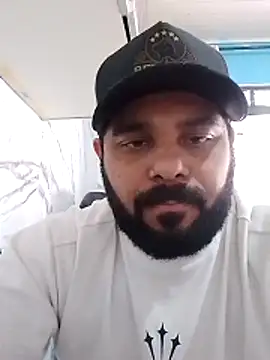 Snapshot of Sfdocom chatting on November 6, 6:45 pm Sfdocom online show from November 6, 6:45 pm