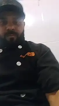 Snapshot of Sfdocom chatting on November 15, 9:41 pm Sfdocom online show from November 15, 9:41 pm