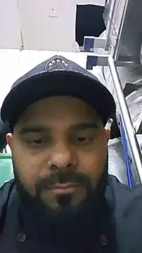 Snapshot of Sfdocom chatting on November 13, 12:36 am Sfdocom online show from November 13, 12:36 am