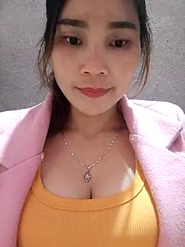 Snapshot of Bear_bear0 chatting on December 3, 4:02 am Bear bear0 online show from December 3, 4:02 am