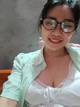 Bear bear0 online show from May 29, 9:26 am