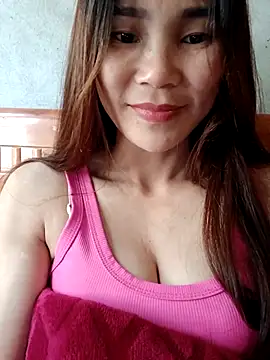 Snapshot of Bear_bear0 chatting on November 25, 3:18 am Bear bear0 online show from November 25, 3:18 am