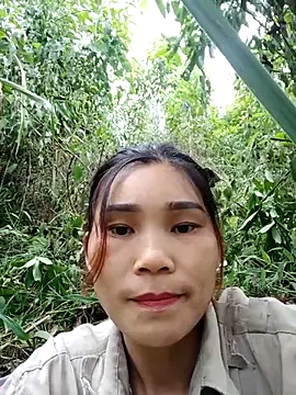 Snapshot of Bear_bear0 chatting on November 3, 7:35 am Bear bear0 online show from November 3, 7:35 am