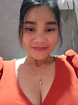 Snapshot of Bear_bear0 chatting on December 5, 1:16 am Bear bear0 online show from December 5, 1:16 am