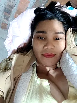 Snapshot of Bear_bear0 chatting on November 27, 3:45 pm Bear bear0 online show from November 27, 3:45 pm