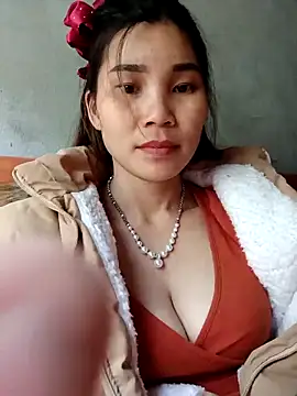 Snapshot of Bear_bear0 chatting on November 19, 6:13 am Bear bear0 online show from November 19, 6:13 am