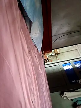 Bear bear0 online show from April 14, 1:43 am