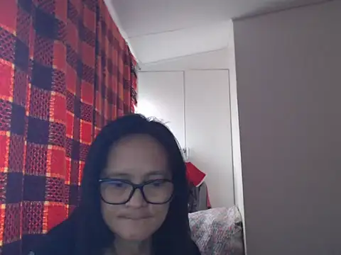 Snapshot of Kinkybela2025 chatting on June 5, 12:59 am Kinkybela2025 online show from June 5, 12:59 am