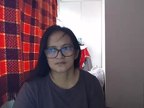 Snapshot of Kinkybela2025 chatting on July 18, 6:44 am Kinkybela2025 online show from July 18, 6:44 am