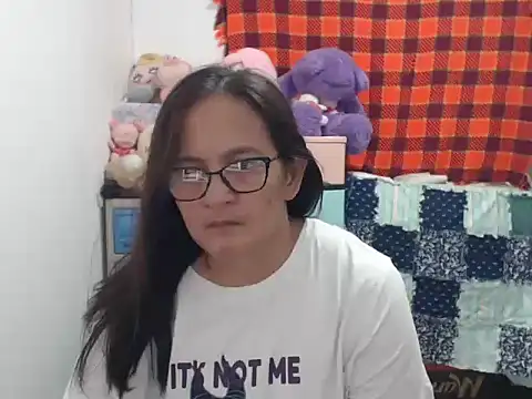 Kinkybela2025 online show from October 31, 4:03 pm