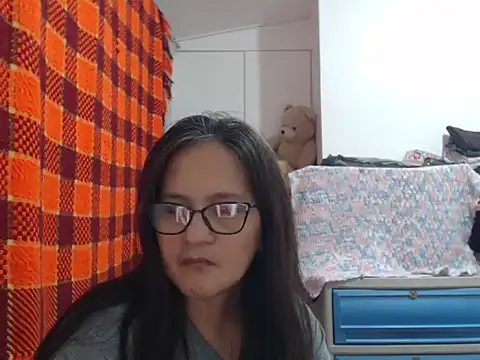 Kinkybela2025 online show from January 10, 10:27 pm