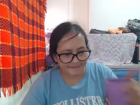 Kinkybela2025 online show from February 19, 4:09 am