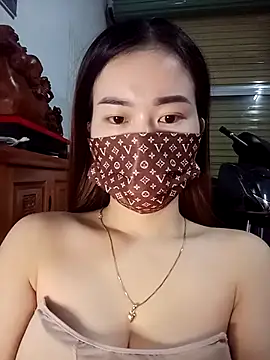 Family-Lovee online show from November 26, 8:53 pm