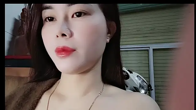 Family-Lovee online show from February 8, 9:12 pm