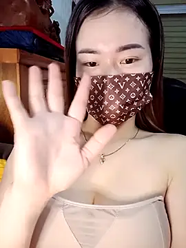 Family-Lovee online show from November 16, 6:23 pm