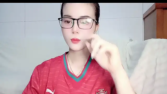 Family-Lovee online show from July 15, 7:32 pm