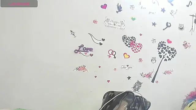 Snapshot of YAILIN_04 chatting on June 1, 6:07 pm YAILIN 04 online show from June 1, 6:07 pm