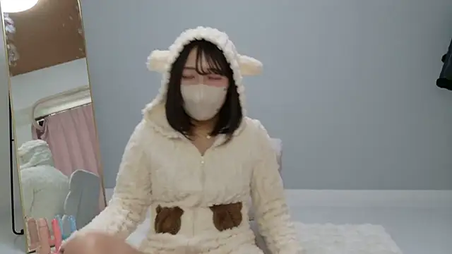 yui chan00 online show from March 11, 7:13 am