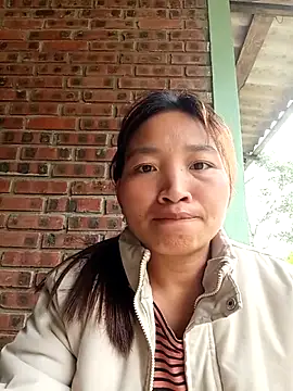 sowbibi online show from December 5, 2:43 am