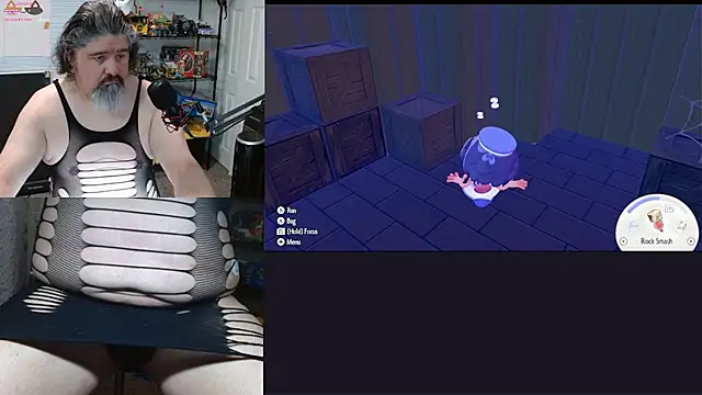 geekycastillo online show from April 5, 4:08 am
