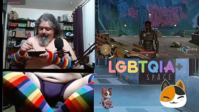 Snapshot of geekycastillo chatting on December 3, 4:13 am geekycastillo online show from December 3, 4:13 am