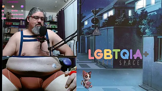 Snapshot of geekycastillo chatting on November 25, 4:02 am geekycastillo online show from November 25, 4:02 am