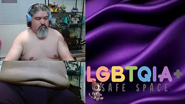 geekycastillo online show from March 19, 3:50 am