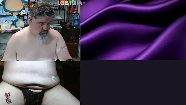 Snapshot of geekycastillo chatting on May 16, 3:16 am geekycastillo online show from May 16, 3:16 am