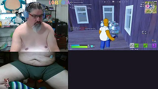 geekycastillo online show from May 7, 5:38 pm
